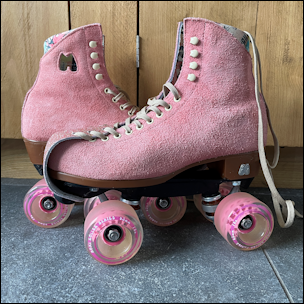 Moxy Lolly Roller Skates