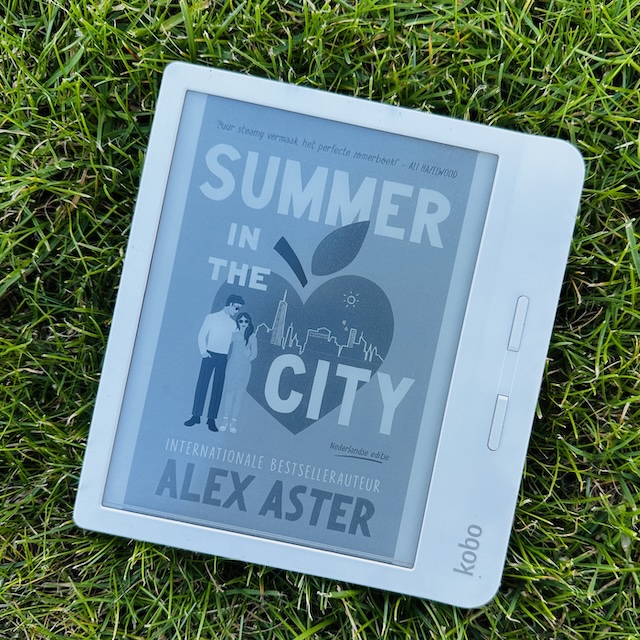Summer in the City - Alex Aster - Gewoon Iloon